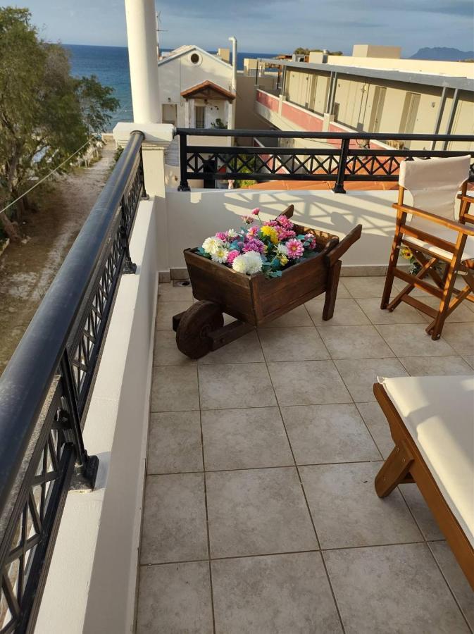 Appartement Sky & Sea 2 à Kato Daratso Extérieur photo